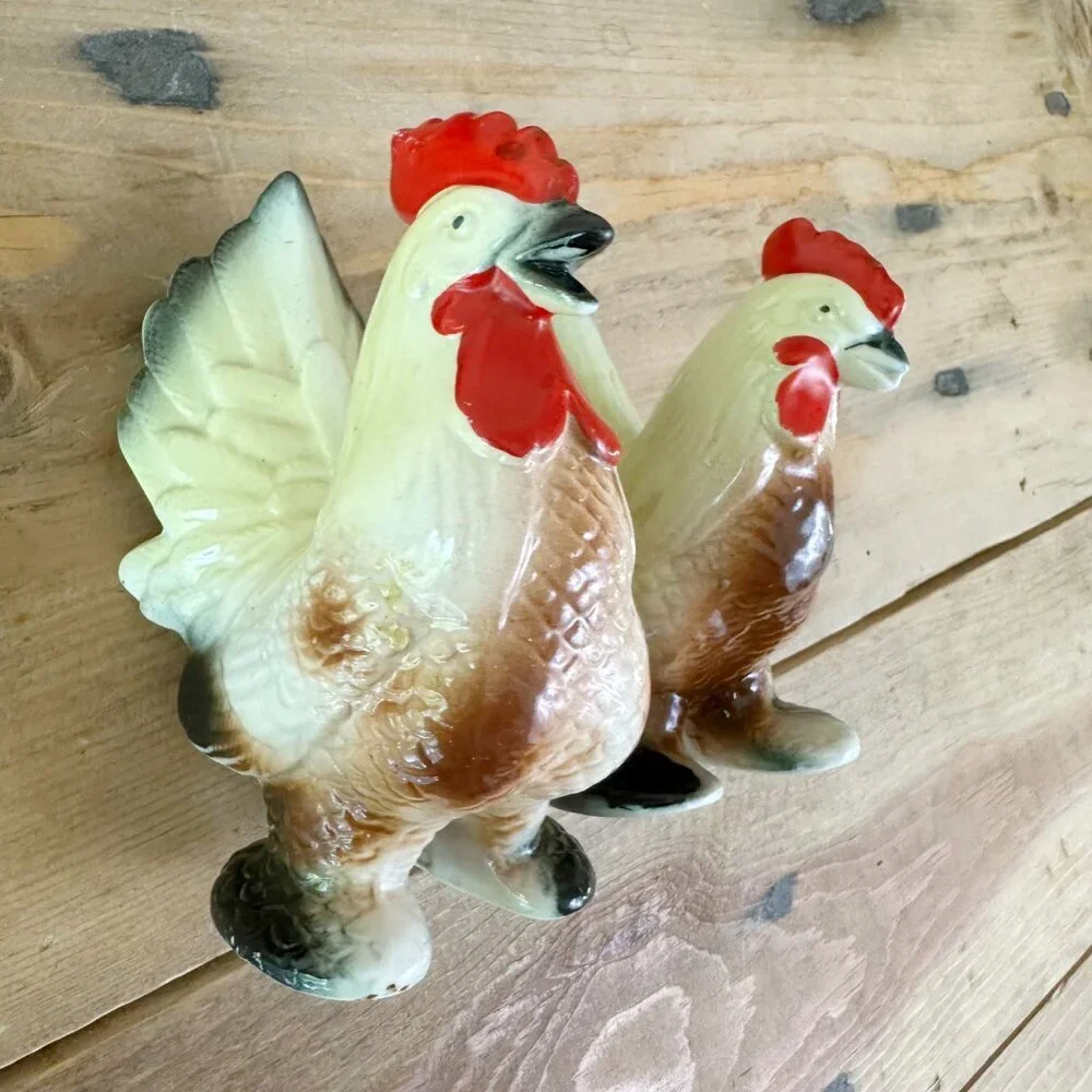 Vintage Chicken Salt Pepper‎ Shakers Rooster Hen Ceramic Shaker Farm Decor